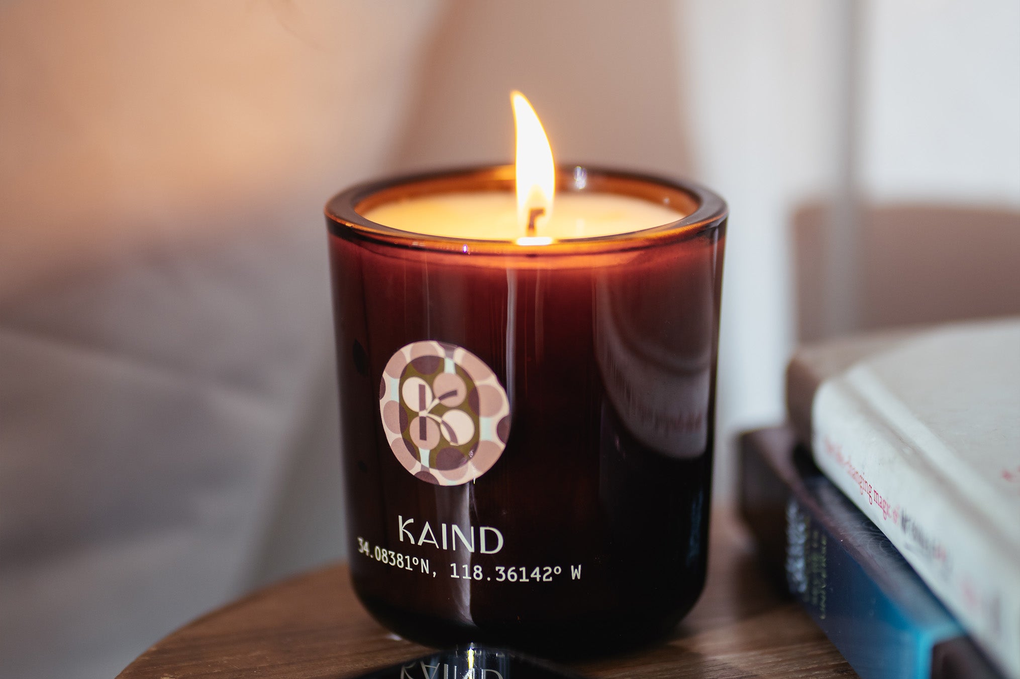 The Perfect Scent: How to Choose a Candle That Complements Your Space